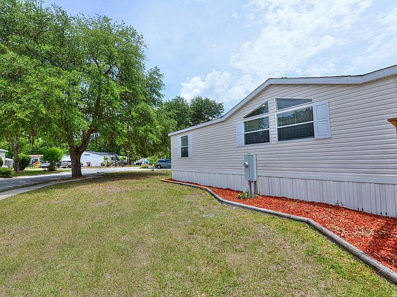 3rd image of 268 Vintage Oak Cir