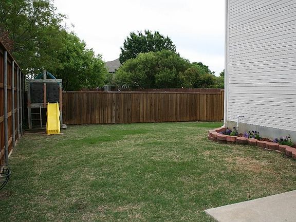 2nd image of 4402 Lauren Way