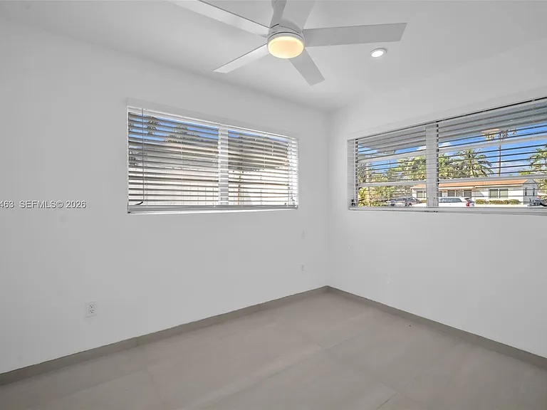 2706 Scott St — Photo 23