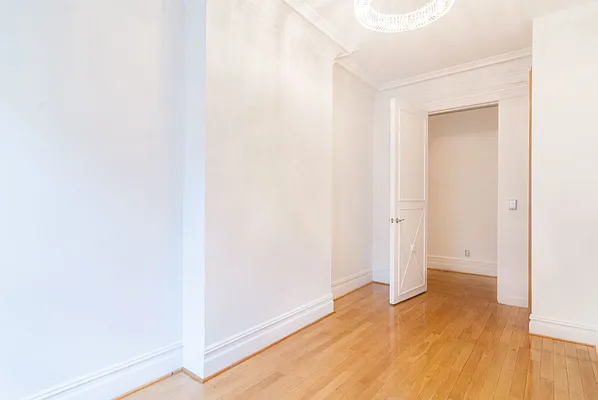 Rented by WAM Partners - William Moses Co. | media 61