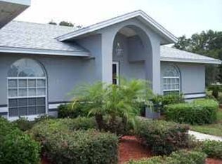 2837 Pond View Dr, Haines City, FL 33844