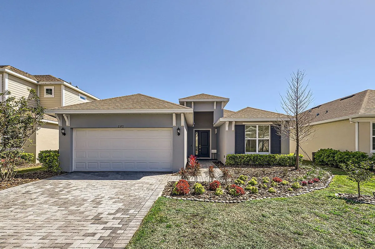 3 bed, 2.0 bath, 1538 sqft, $2,200 — Photo 2