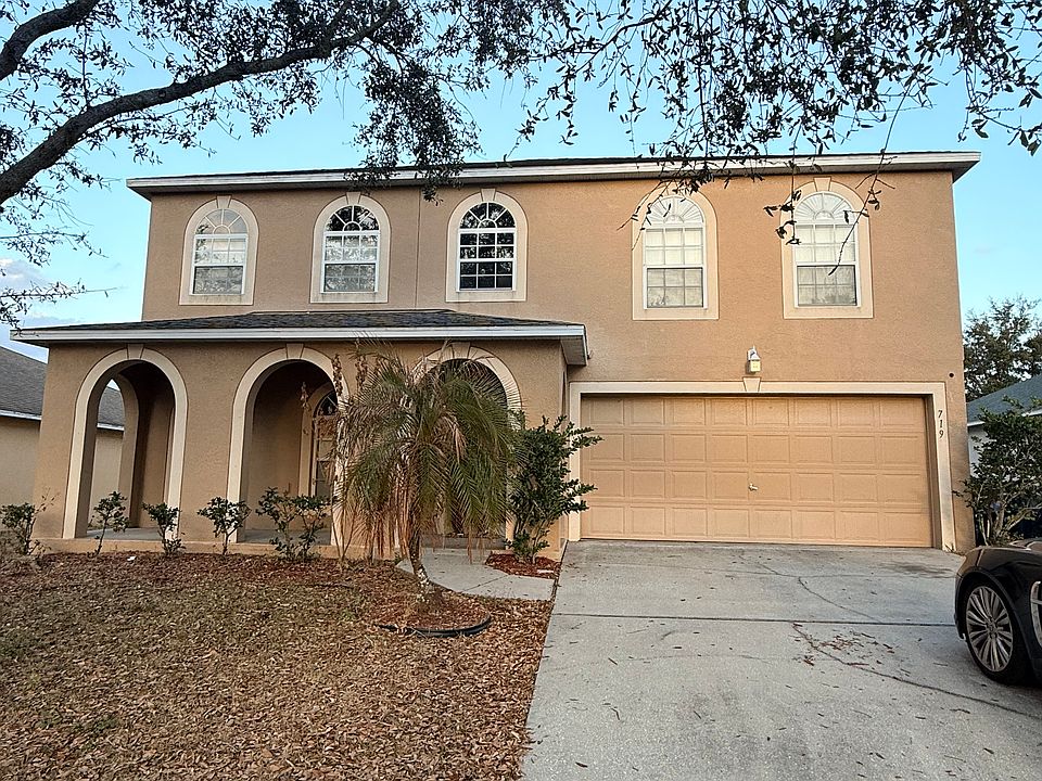 1st image of 719 Flagstone St
