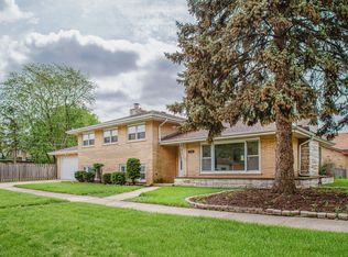 4001 Arthur Ave, Brookfield, IL 60513