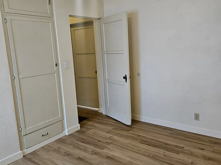 5728 Adelaide Ave — Photo 17
