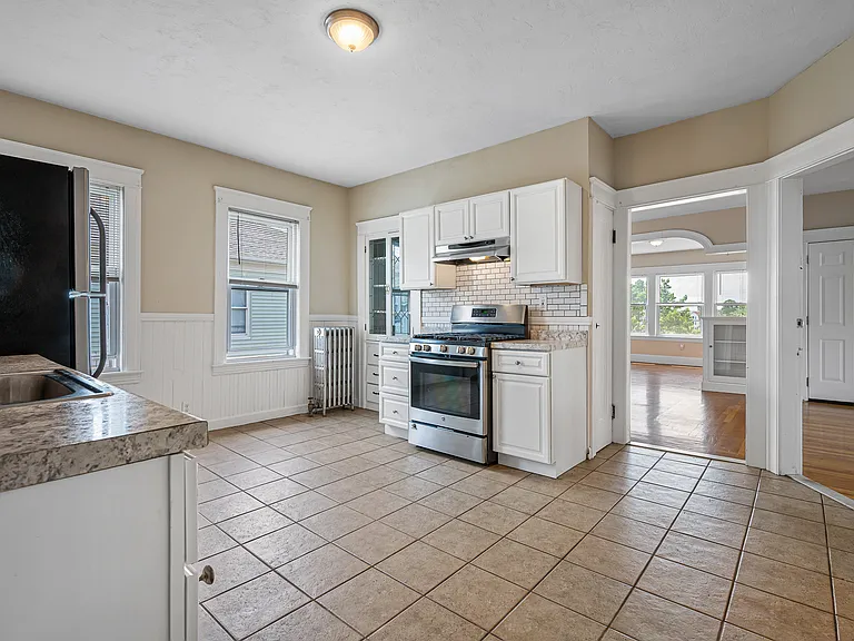 137 Providence St #3 — Photo 10