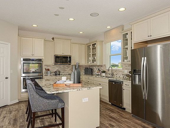 3rd image of 3806 Cabo Rojo Dr