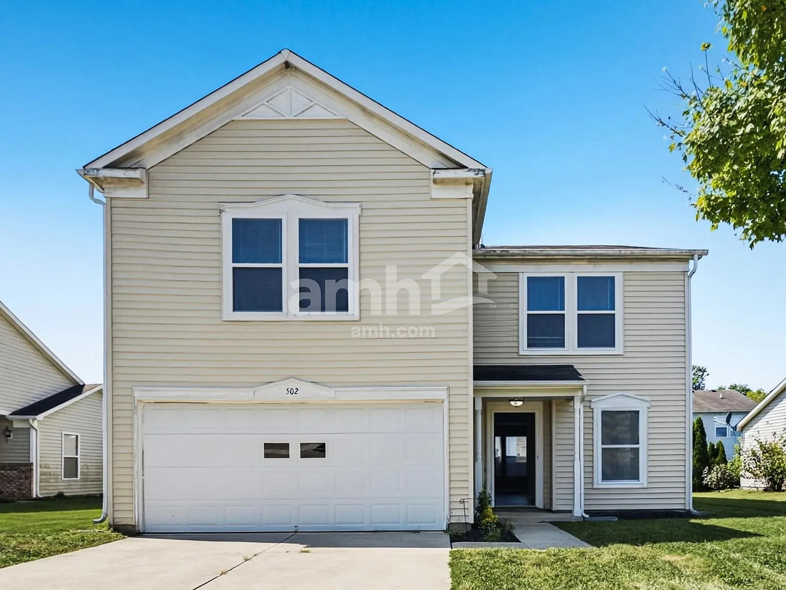 3 bed, 2.5 bath, 2164 sqft, $1,905 — Photo 1