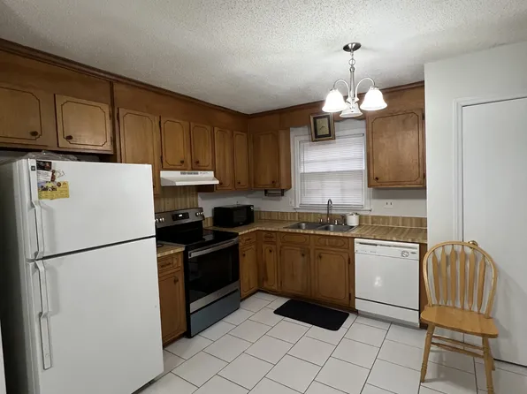 4515 Strangford Ave, Charlotte, NC 28215