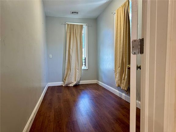 5th image of 8708 95th Ave