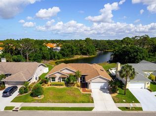 5009 Southern Pine Cir, Venice, FL 34293