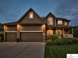 5519 N 154th St, Omaha, NE 68116