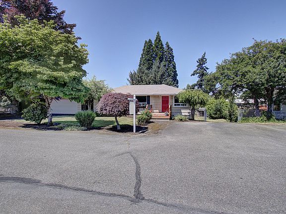 2nd image of 7104 NE 57th St