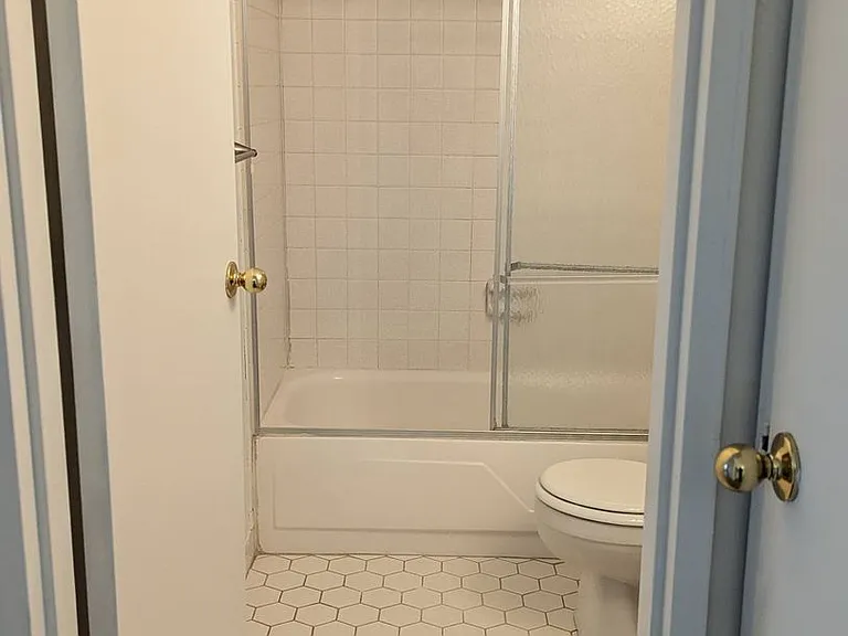 2 Kearney Dr — Photo 9