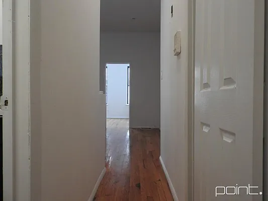 Rented by Point NYC | media 39