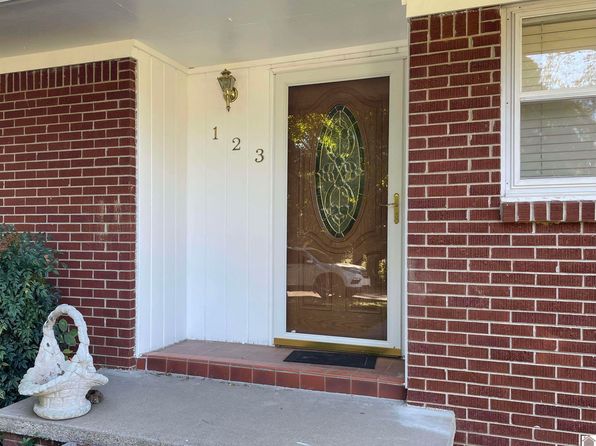 123 Farmington St, Farmington, KY 42040