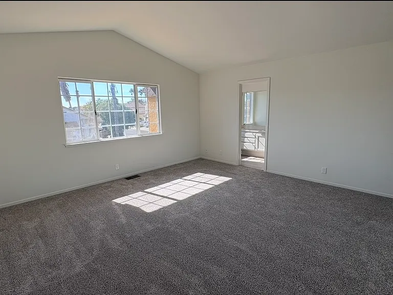 348 Stamper Cir — Photo 6