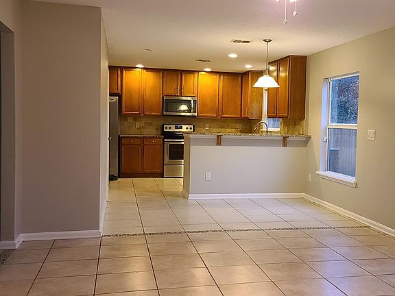 2nd image of 3075 Wandering Oaks Dr