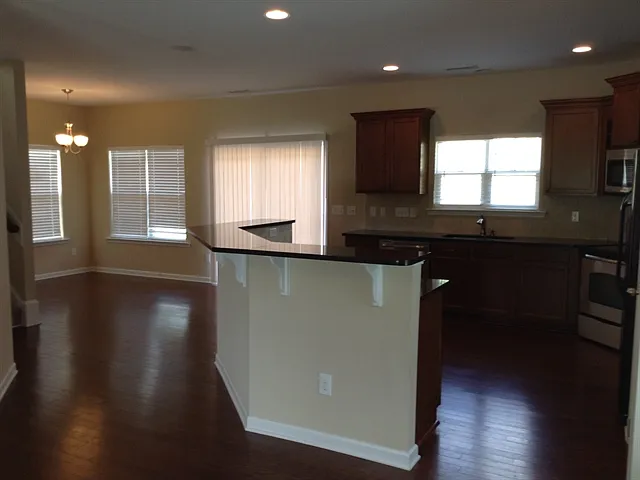 4510 Cardinal Grove Blvd — Photo 5