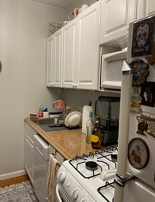 Rented by Prince Real Estate Associates LLC | media 10