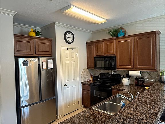 4th image of 133 Forest Dr