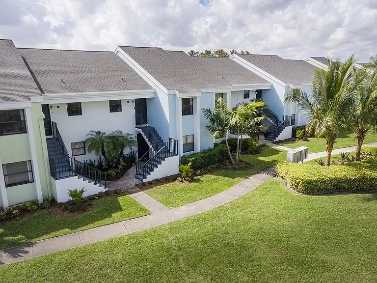 Lilac Village Dunes of Boca — Photo 31