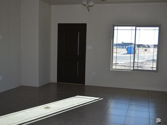 2nd image of 3574 E Los Olivos Dr