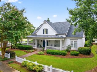 300 Horseshoe Bnd, Statham, GA 30666