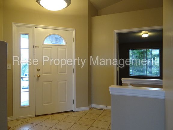 4th image of 5807 S Stony Brook Way
