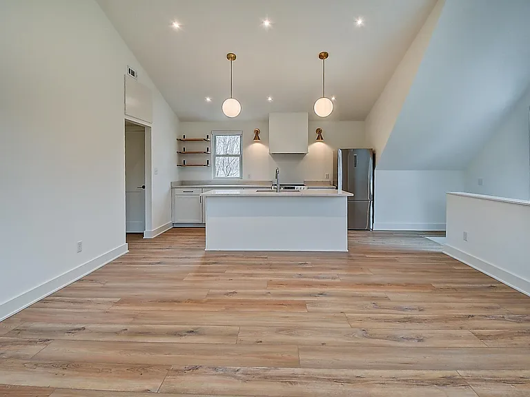 1220 E 9th St — Photo 1