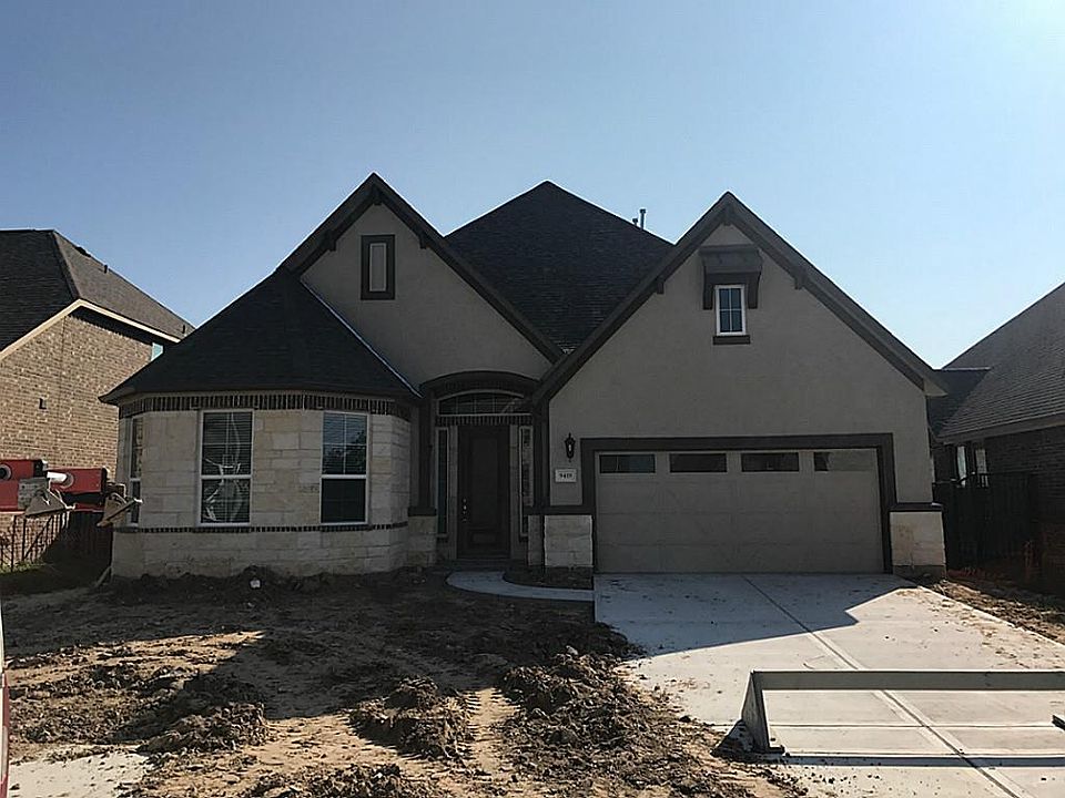 1st image of 9418 Chase Hollow Ln