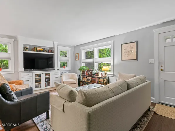 116 Manor Drive, Red Bank, NJ 07701