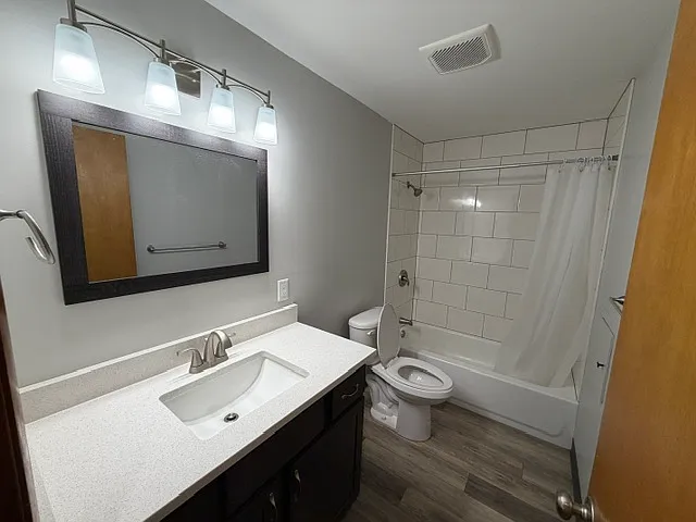 138 N Gamble St #2 — Photo 6