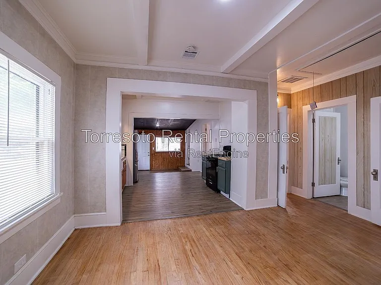 1927 Lee Hall St #A — Photo 3