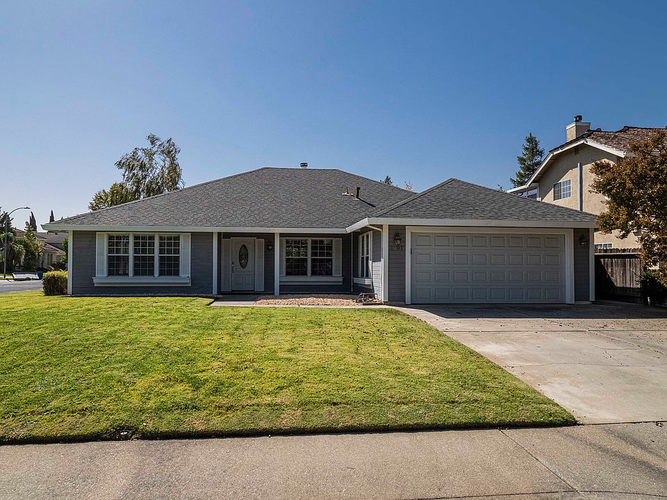1st image of 1701 Merced Way
