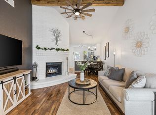 2918 Timothy Ln, Euless, TX 76039