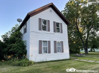 216 1/2 E Slocumb St, Rice Lake, WI 54868