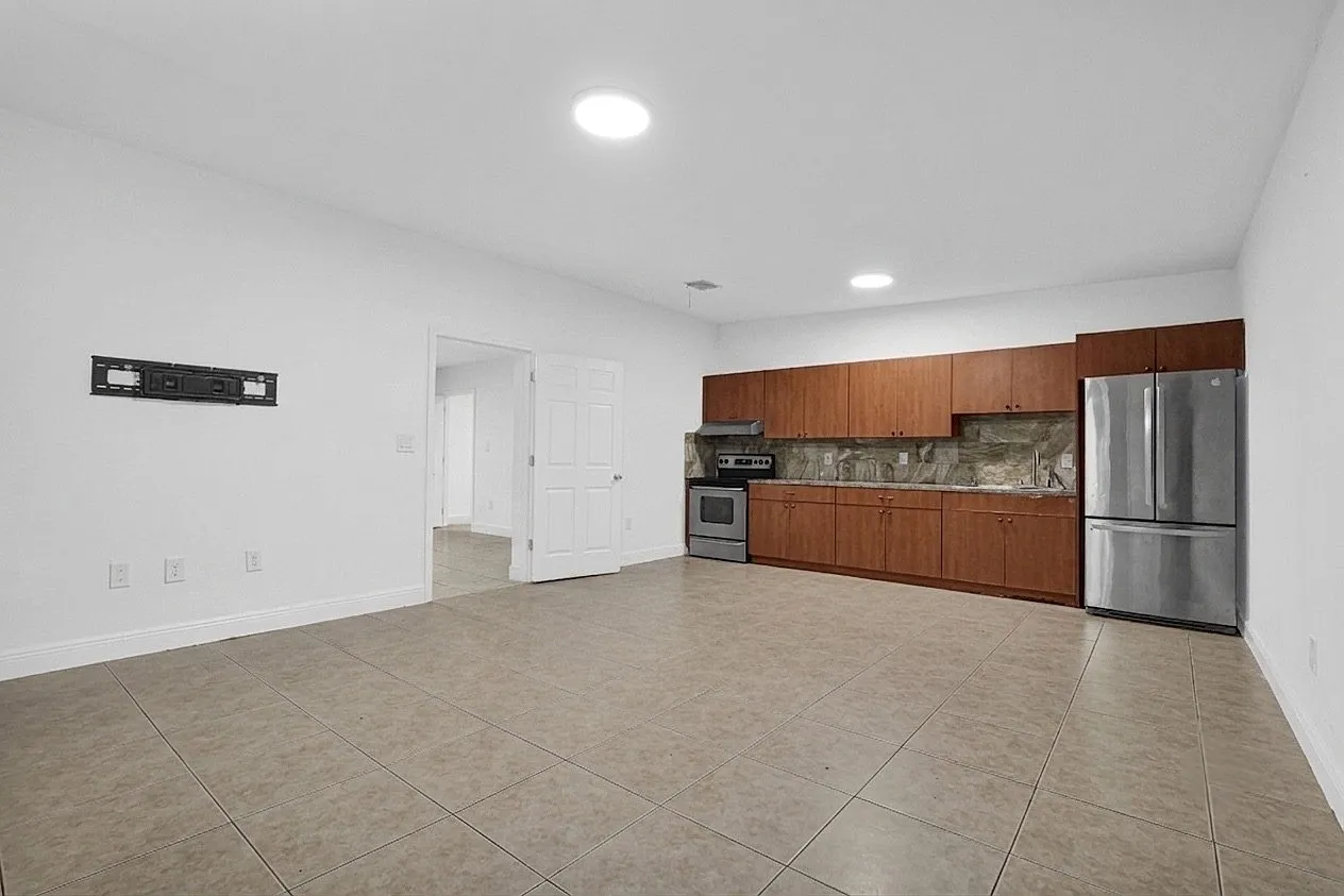 1 bed, 360 sqft, $1,450 — Photo 3