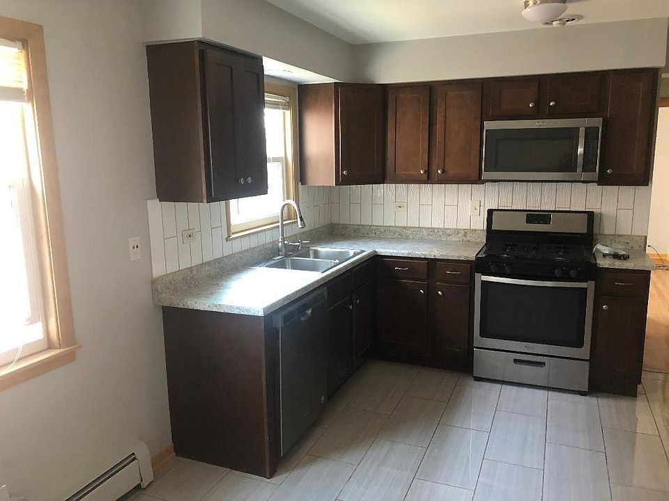 1st image of 6920 N Rosemary Ln #1W
