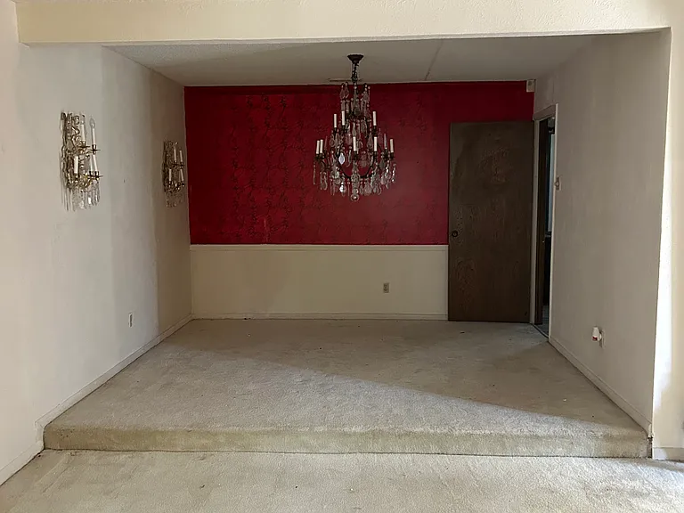 2303 Sutter St — Photo 3