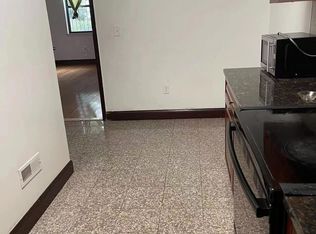 1237 N 15th St #2, Philadelphia, PA 19121