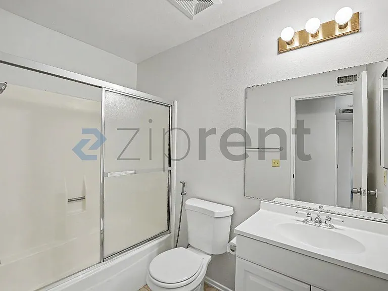 1140 Valley Spring Ln — Photo 15