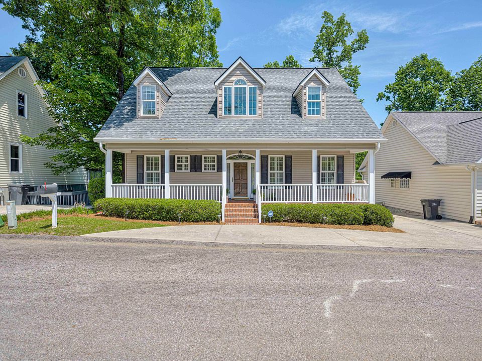 1st image of 225 Water Oak Drive