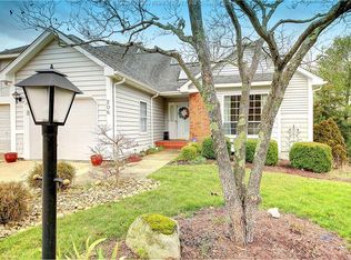 206 Flintlock Rd, Charleston, WV 25314