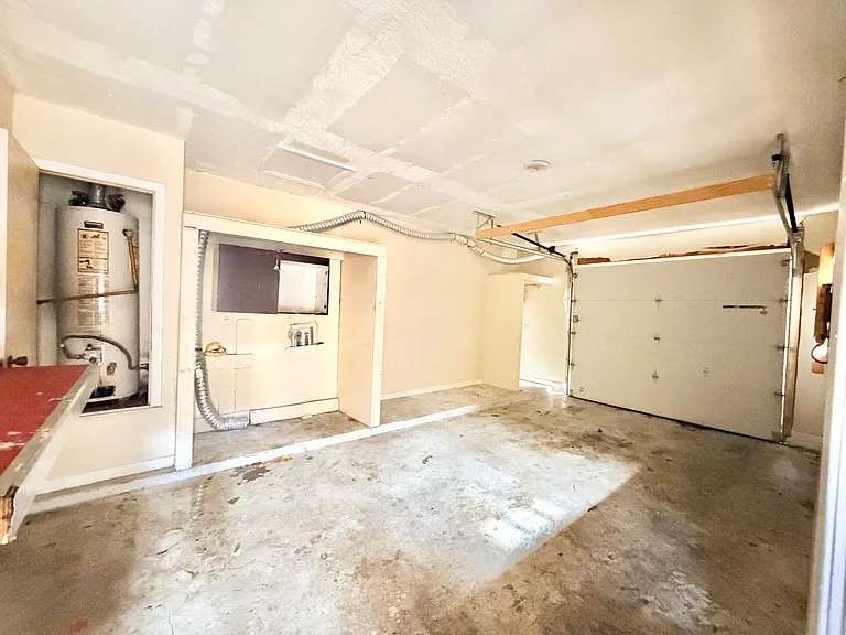 207 W William Cannon Dr #B — Photo 2