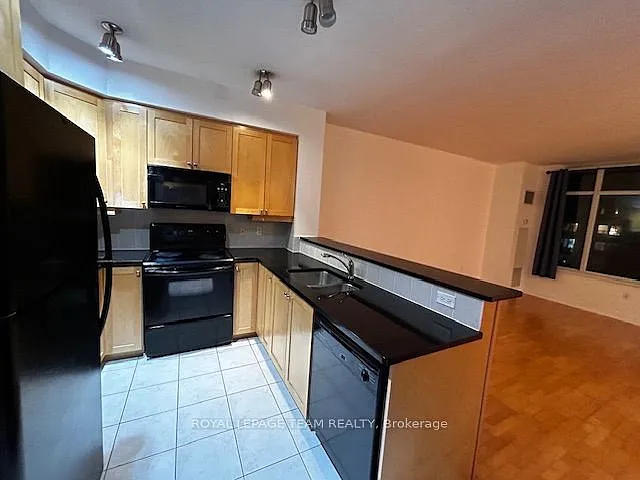 570 Laurier Ave W #1801 — Photo 13