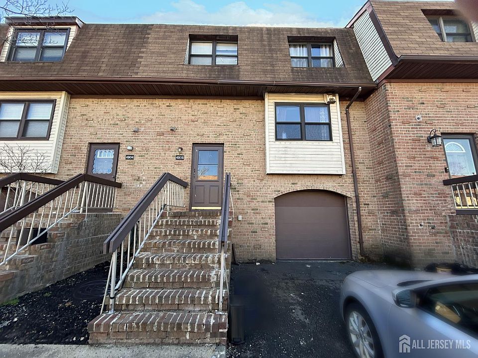 1st image of 4905 N Oaks Blvd