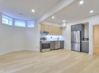 16 Clarkhill St #BASEMENT, Toronto, ON M2R2G7