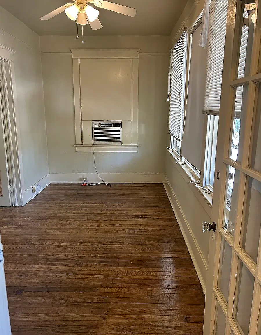 3 bed, $1,900 — Photo 3