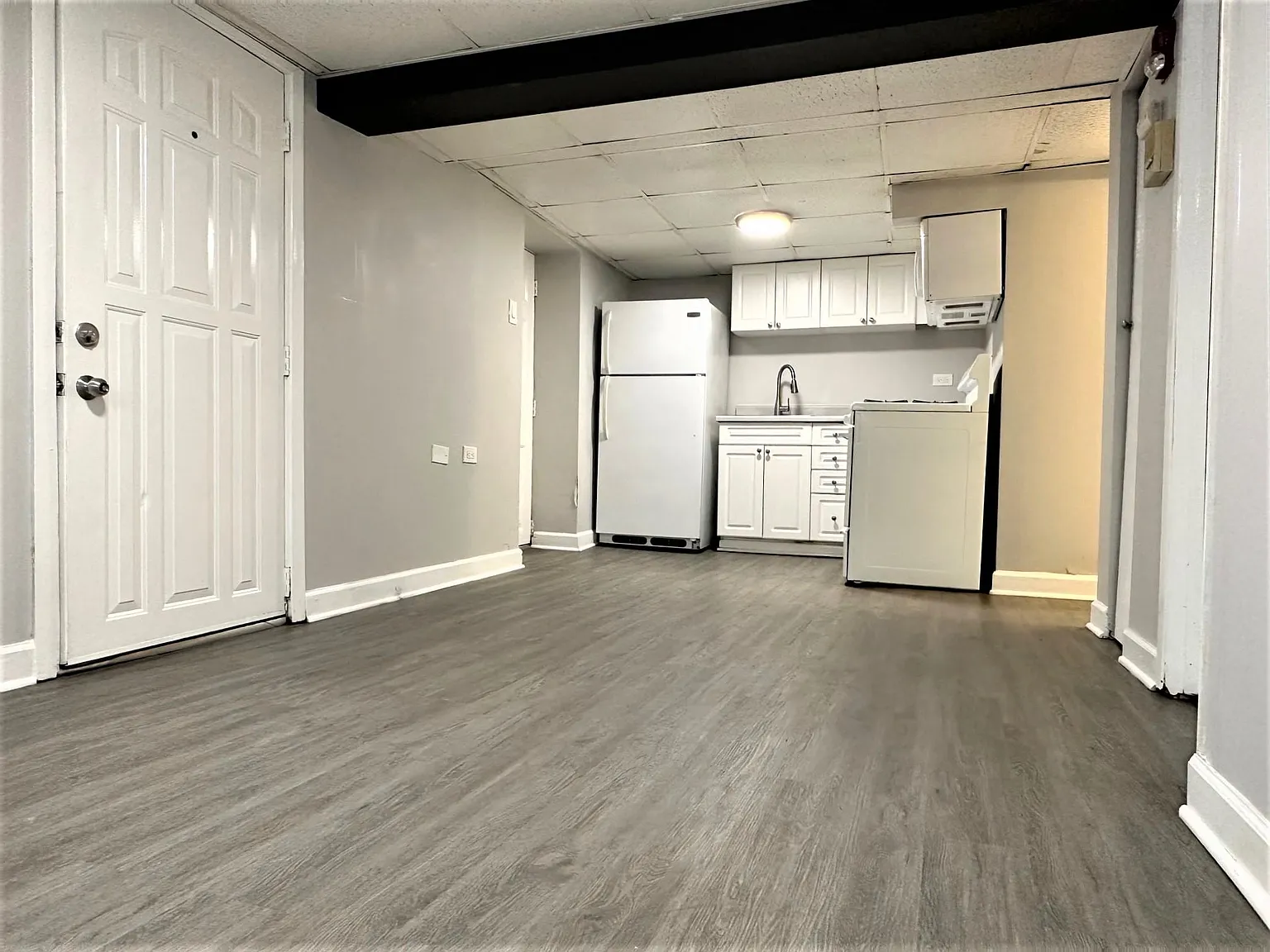 1 bed, 700 sqft, $1,600 — Photo 3